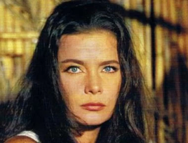 Τζένη Καρέζη: Πώς είναι σήμερα το «μυστήριο» εξοχικό της μεγάλης Ελληνίδας ηθοποιού (φώτο)